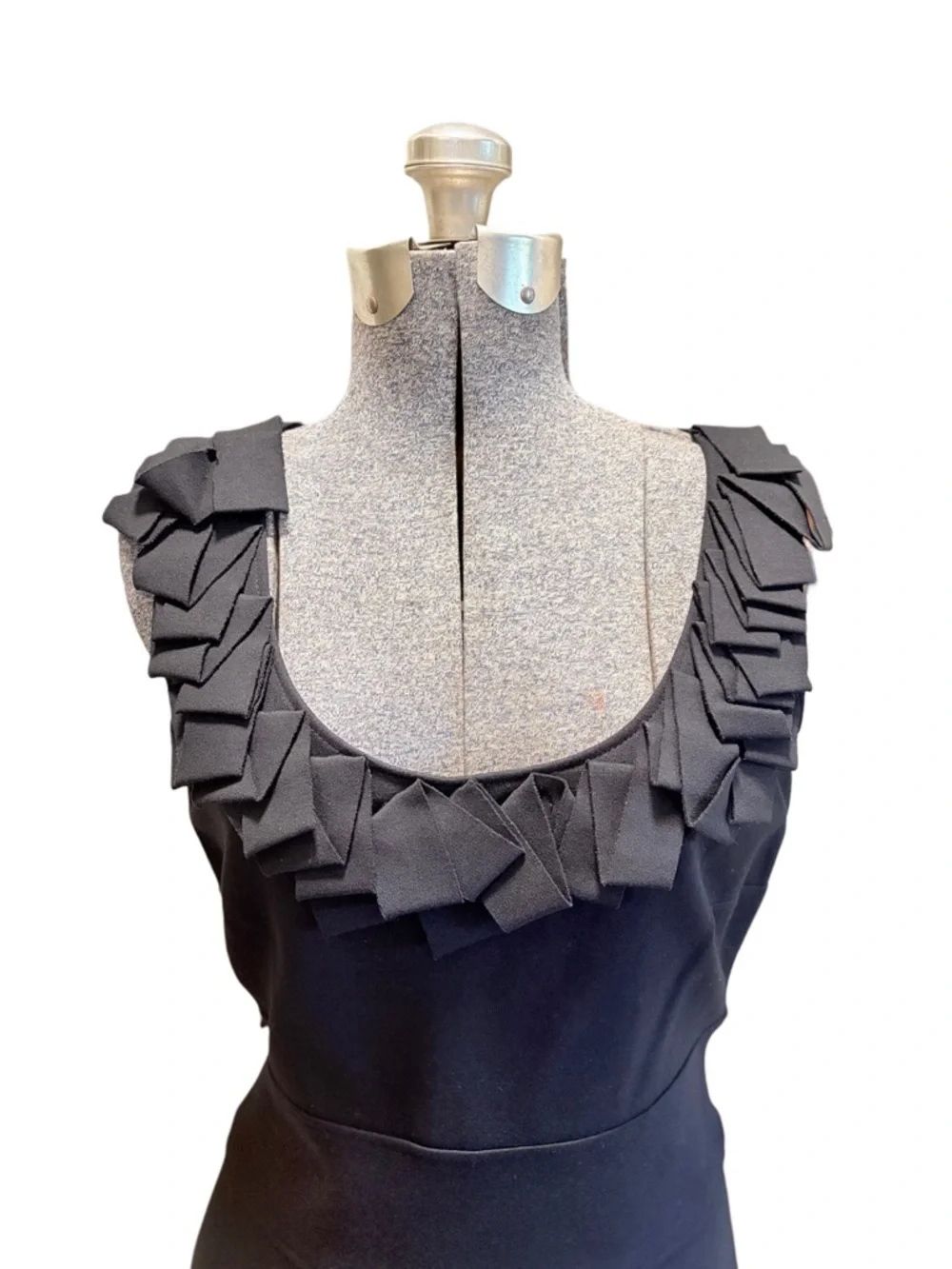 Taylor Black Sleeveless Ruffle-Trim Mini Dress‎